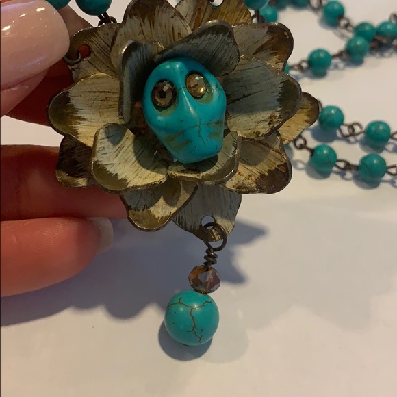 ✨ skull flower turquoise necklace. - Picture 3 of 4